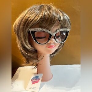 NEW Lydell Short Layered Shaggy wavy Full Synthetic Wig Color AB461 Women